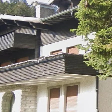 Holiday home Superb House Belvedere Private Pool-sauna *