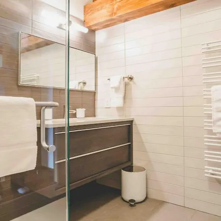 Superb House Belvedere Private Pool-sauna Holiday home